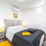 Exclusive Nia * Dubrovnik