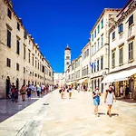 Exclusive Nia Dubrovnik